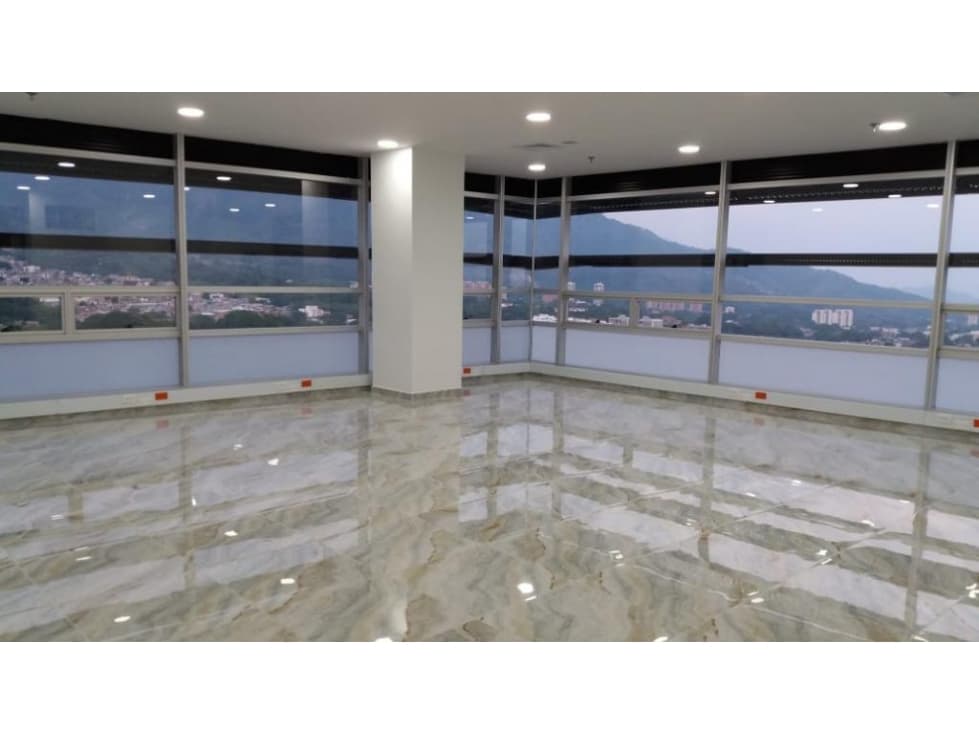 EN VENTA OFICINA EN IBAGUE, WORL TRADE CENTER - 1