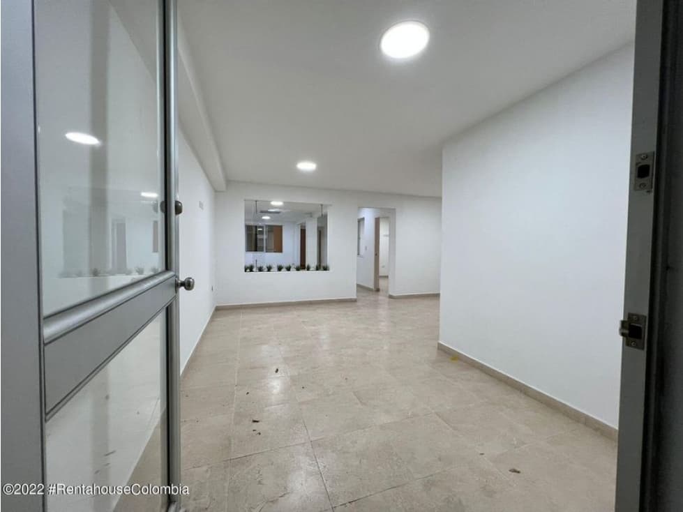 Comercial en  Quintan Oriental RAH CO: 23-1703 - 1
