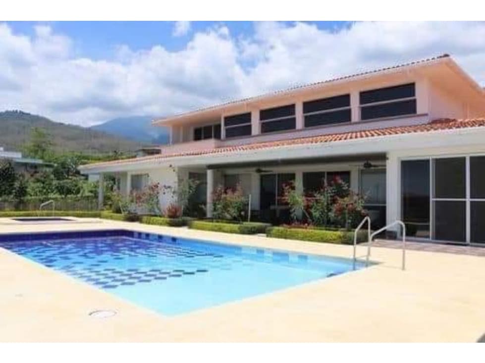 SE VENDE HERMOSA CASA CAMPESTRE SANTA ELENA CERRITO CV KT - 1