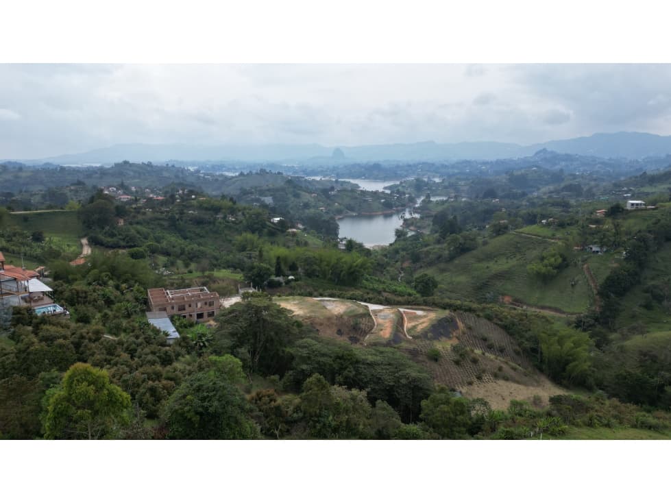 Lote en Venta en Guatapé Peñol - 1