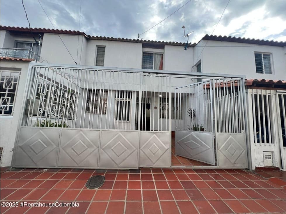 Casa en Govika(Cucuta) C.O: 24-399 - 1