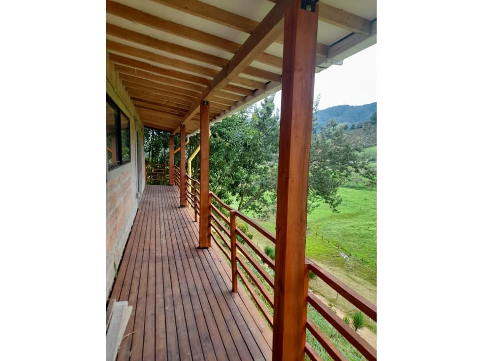 LINDA FINCA EN BELMIRA CON CASA NUEVA.CERCA A SAN PEDRO - 1