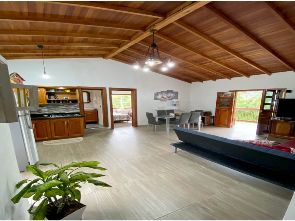 SE VENDE HERMOSA CASA EN JARDÍN ANTIOQUIA - 1
