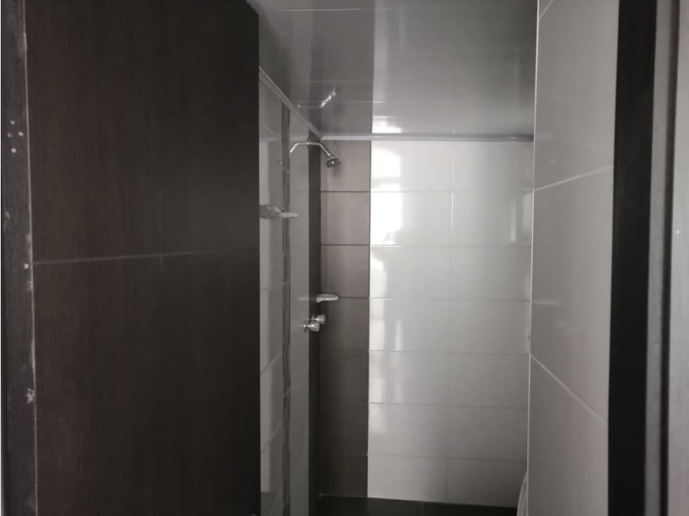 VENDO PERMUTO LINDO APARTAMENTO. VISTA EXTERIOR  PISO 4 - 1