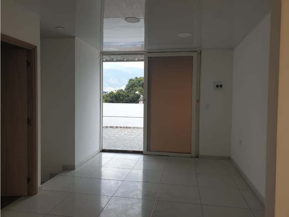 CASA ESQUINERA EN VENTA EN FLORIDA VALLE BIFAMILIAR - 1