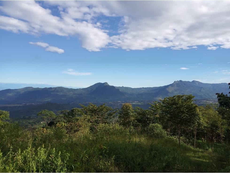 Se Vende Hermosa Finca en Arbeláez-Cundinamarca. - 1