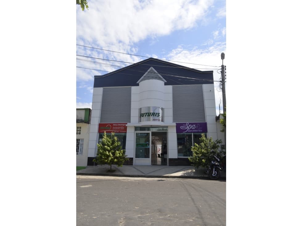 SE ARRIENDA EXCELENTE EDIFICIO CON OPORTUNIDAD DE VENTA - 1