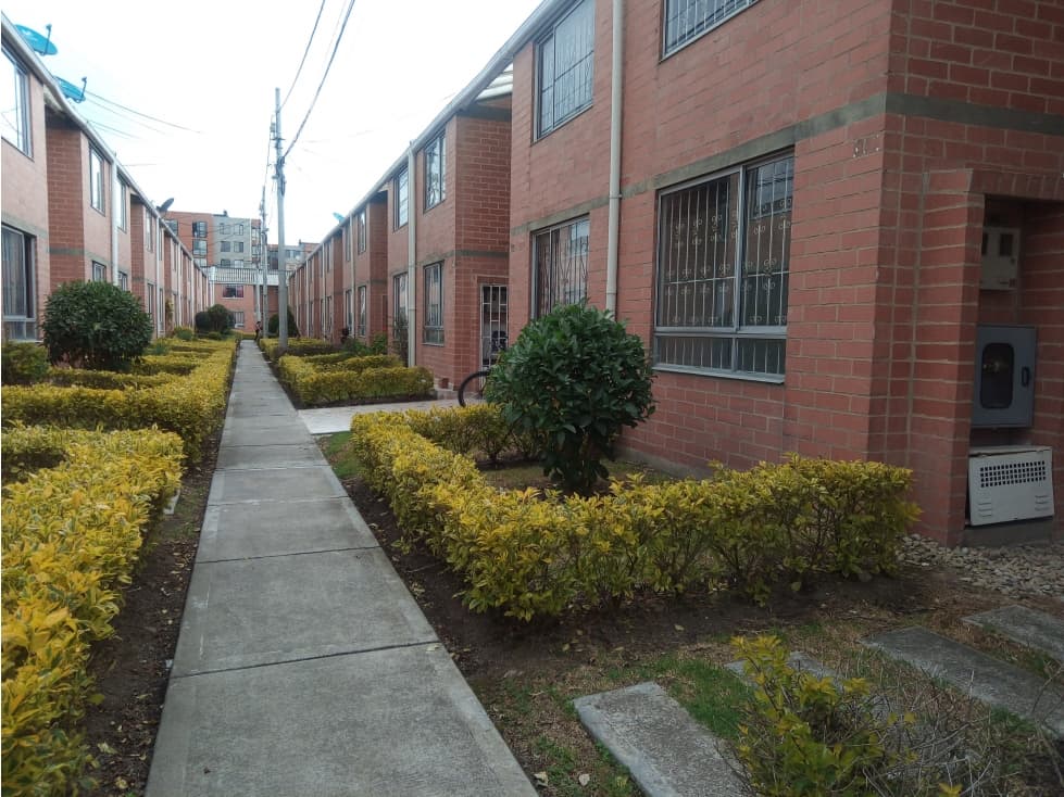 Arriendo casa conjunto cerrado Madrid Cundinamarca - 1