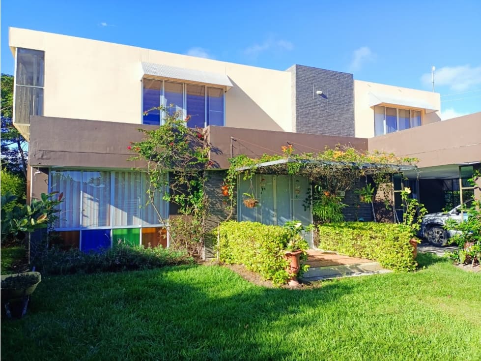 Hermosa Casa Campestre en Conjunto Cerrado Cimarrones Chachagüí - RR - 1