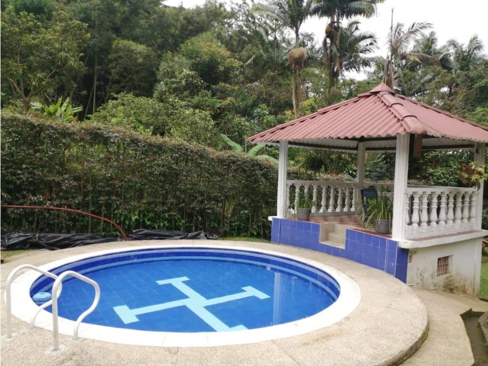 Maat vende Casa Campestre Las Mercedes-Sasaima, 1.120m2 $470Millones - 1