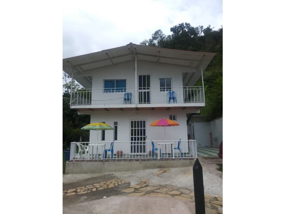ALQUILO CASA VACACIONAL EN LA MESA CUNDINAMARCA - 1