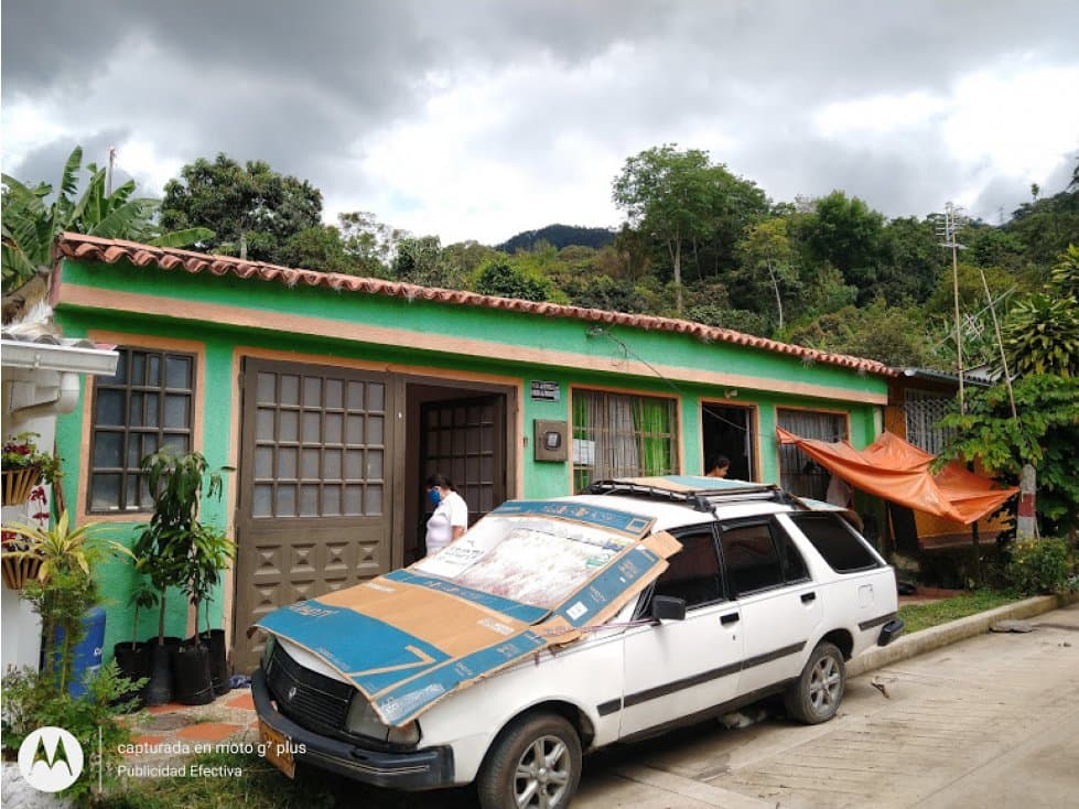 CASA URBANA EN TENA - 1