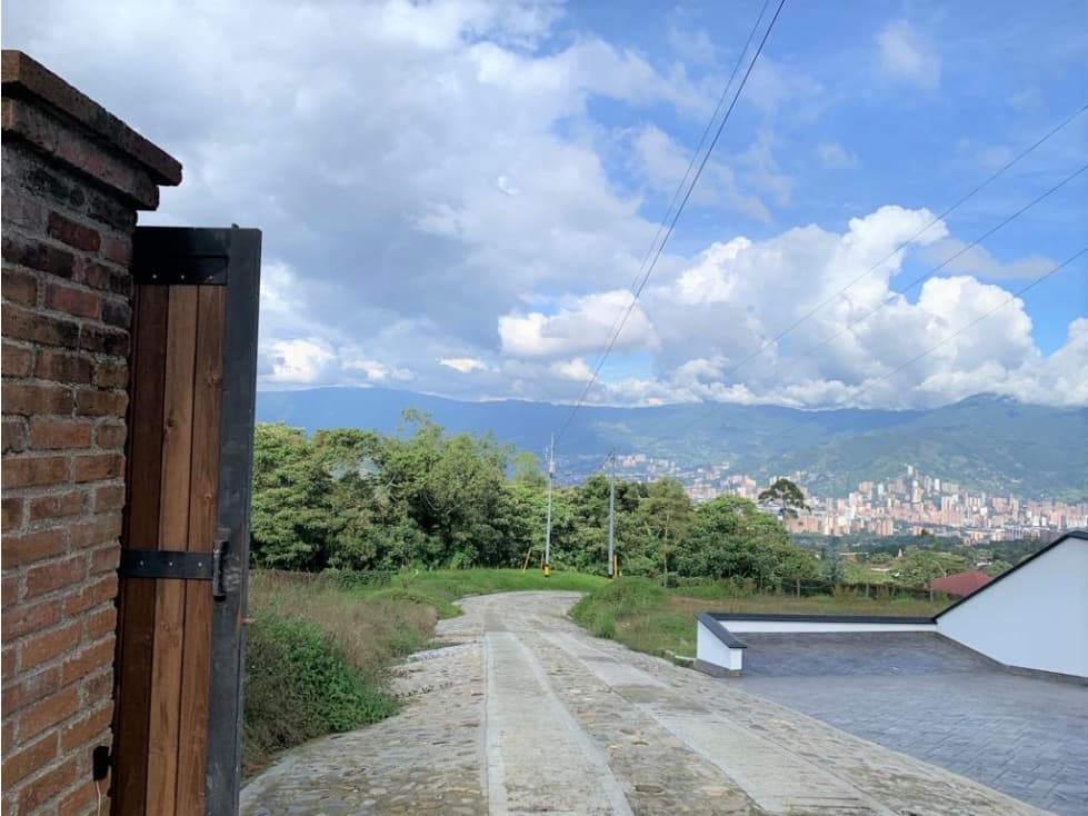 Venta de Lote en San Antonio de Prado - 1