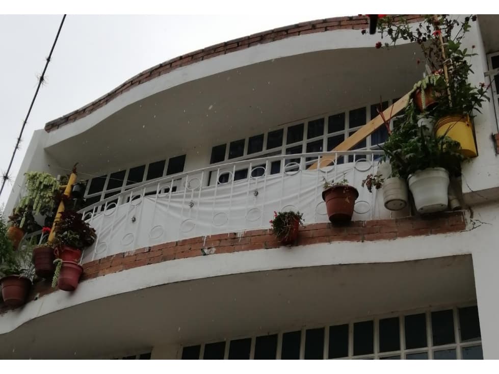 VENDO APARTAMENTO SILVANIA $160 MM. PERMUTO POR BOGOTA - 1