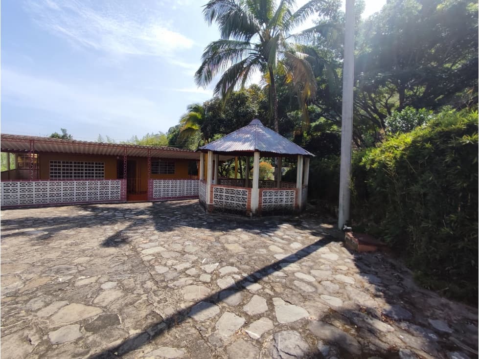 VENDE FINCA EN QUEBRADANEGRA - 1