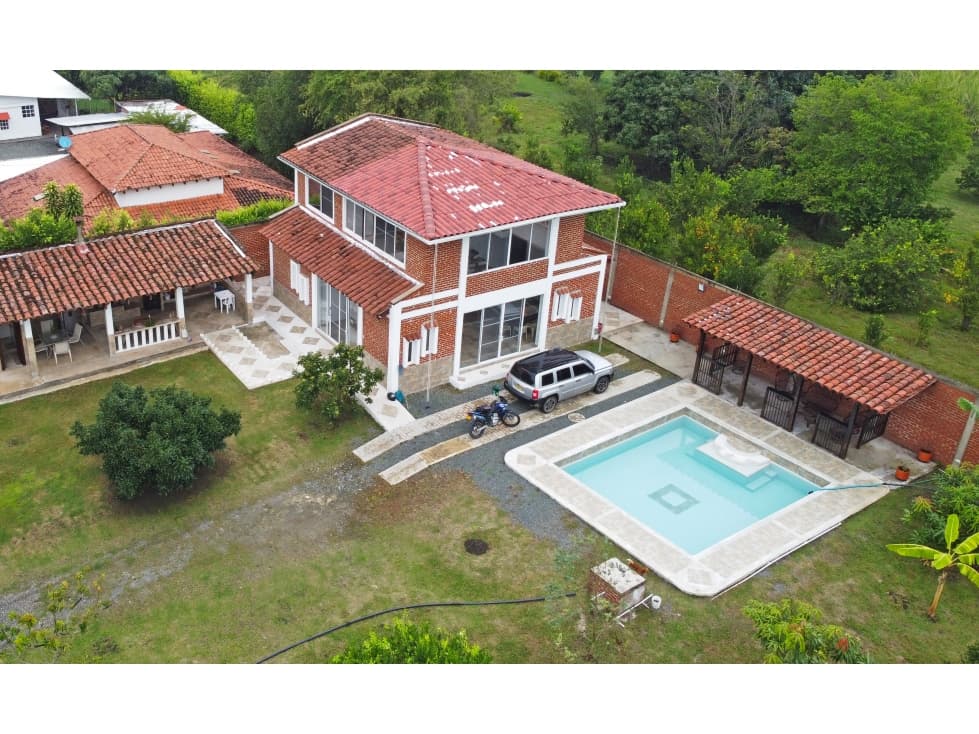 Finca en Venta, Guabitas, Guacarí. - 1