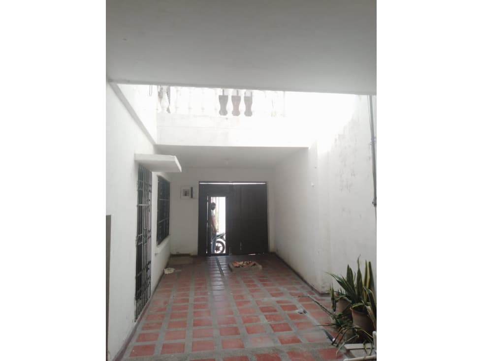 CASA EN ARRIENDO - 1