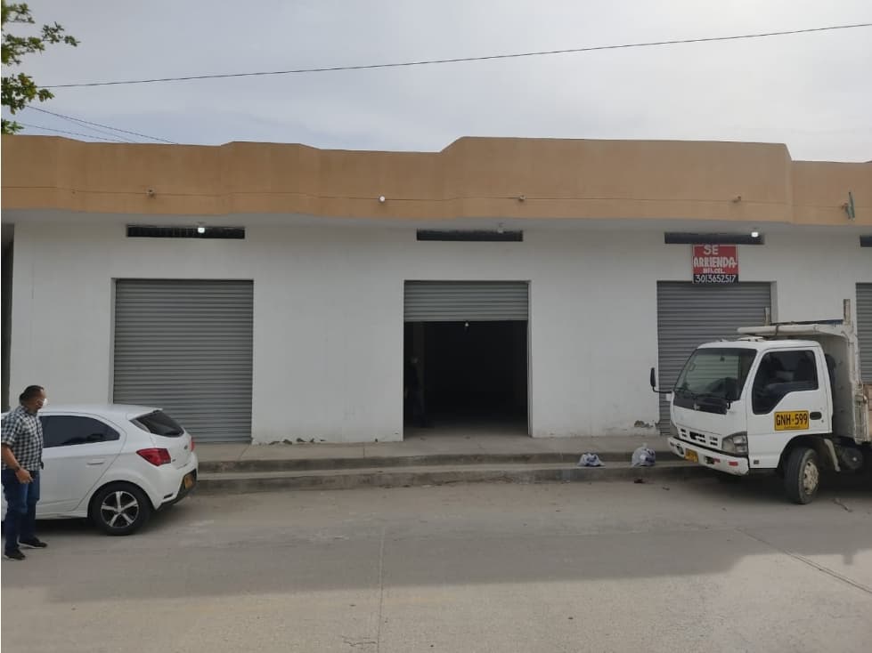 BODEGA EN ARRIENDO - 1