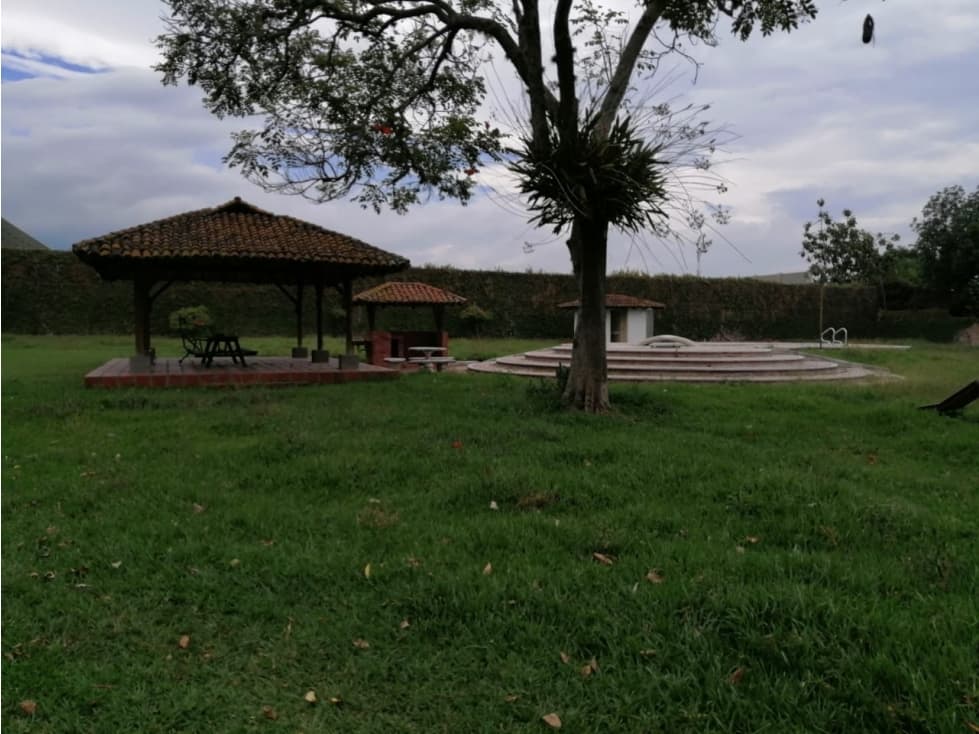 SE VENDE LOTE EN PRADERA - VALLE DEL CAUCA - 1