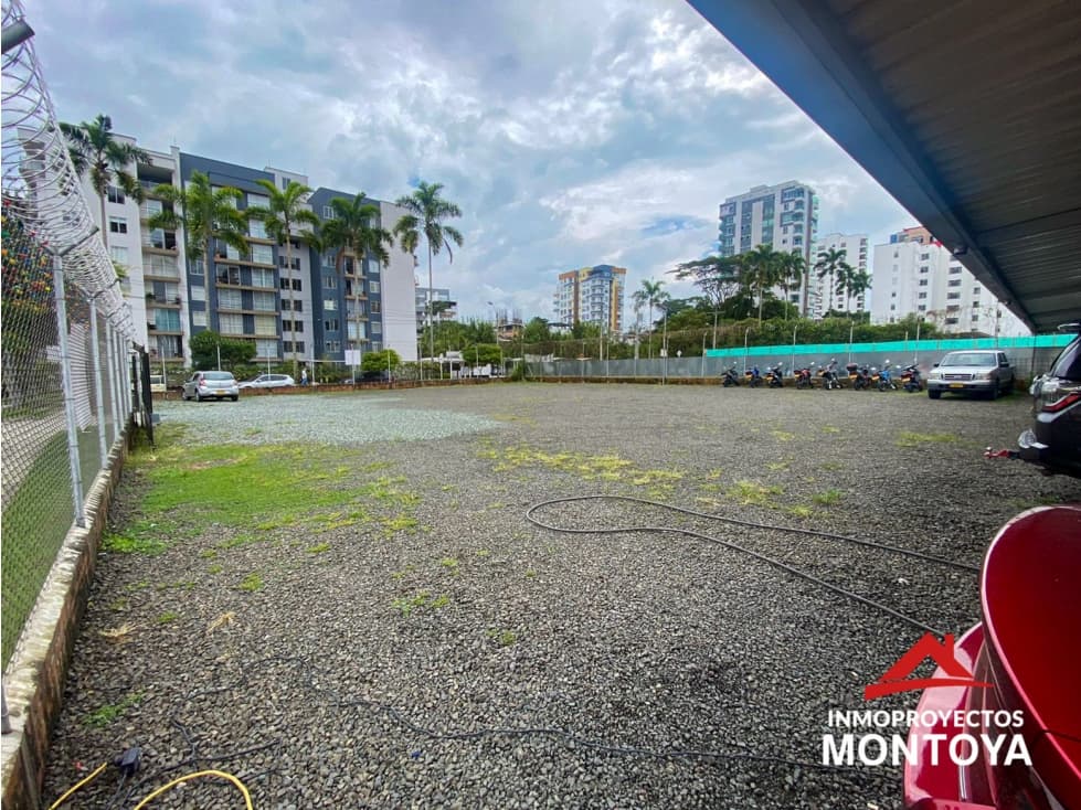 Lote urbano con parqueadero en Alamos, Pereira - 1