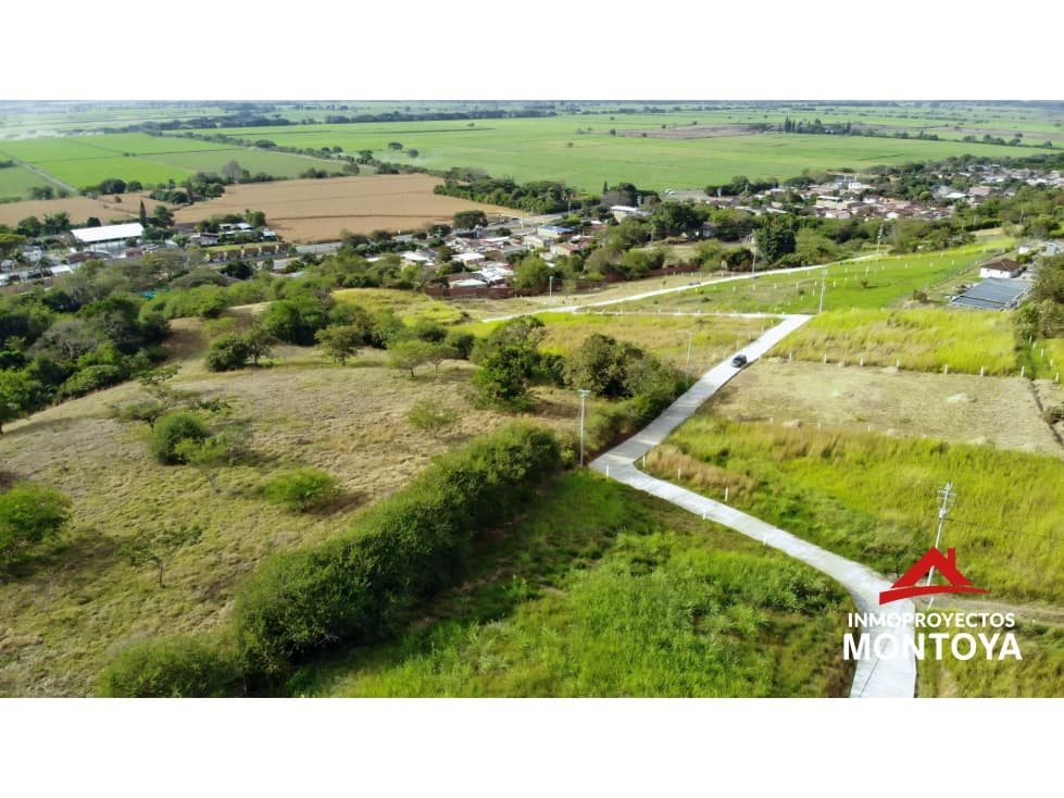 Lote campestre en condominio a 10 min de Buga, Valle - 1