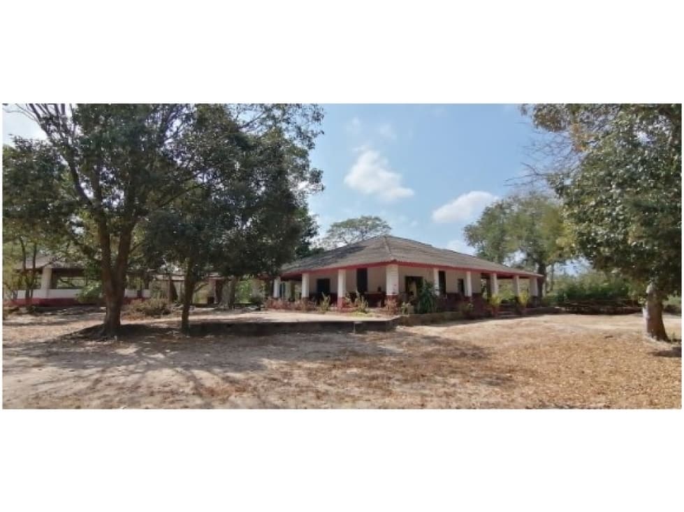 FINCA CON GRAN POTENCIAL INDUSTRIAL O HIDROPONICOS EN GALAPA  COLOMBIA - 1