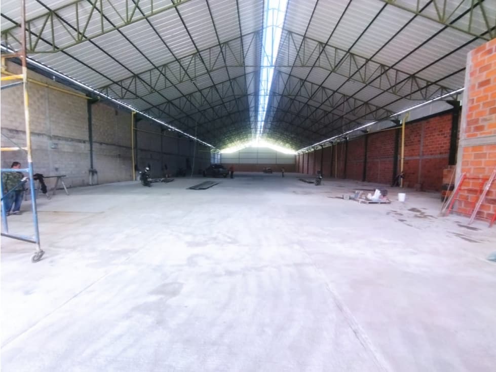 Bodega Super Bien Ubicada para Estrenar en Bucaramanga - 1