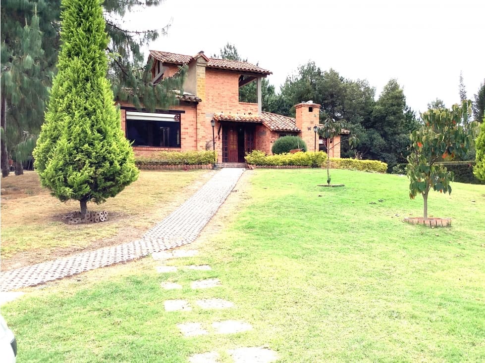 Hermosa Casa campestre en venta en  Sutatausa conjunto cerrado - 1
