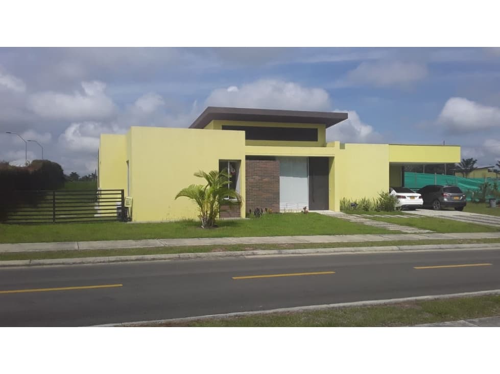 EN VENTA CASA CAMPESTRE VIA CERRITOS - LA VIRGINIA - 1