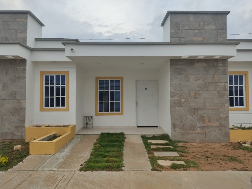 SE ARRIENDA VIVIENDA NUEVA - 1