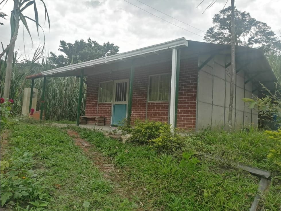 Venta de casa lote ubicado a 5 kilómetros de tobia chica, en Nocaima. - 1