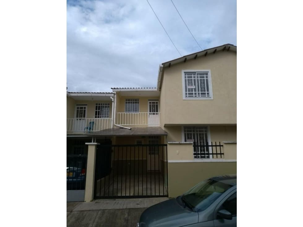 ARRIENDO CASA CONDOMINIO EL PARQUE -CASA 13C - 1