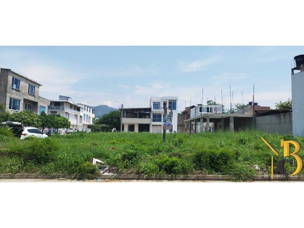 VENTA DE LOTE COMERCIAL ESQUINERO CALLE 40 YOPAL - 1