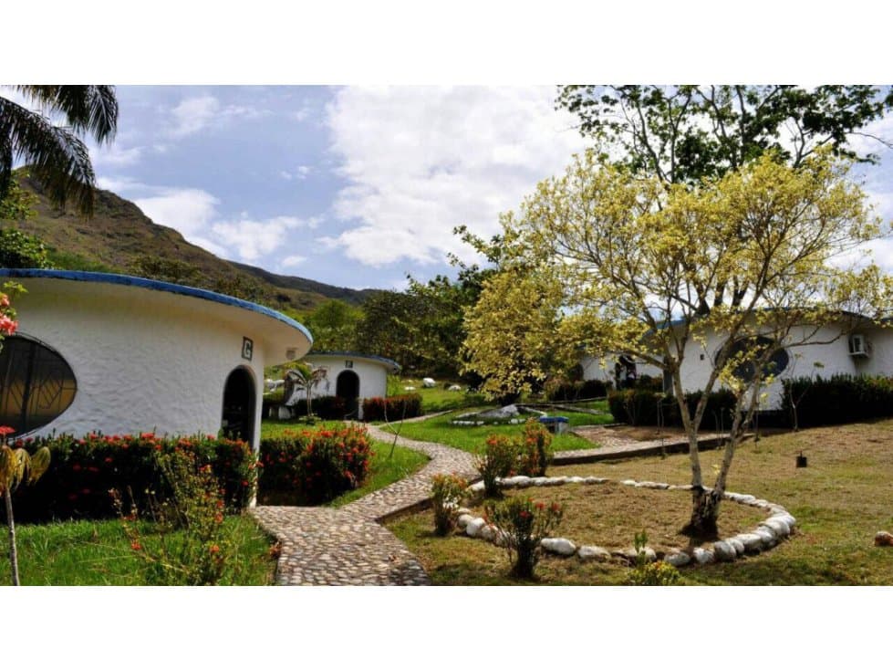 VENTA FINCA TURISTICA EN HIDROPRADO - TOLIMA - 1