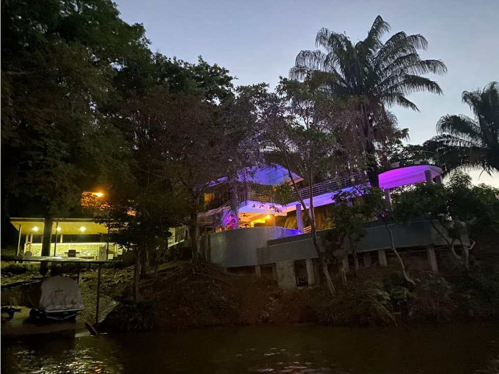VENTA HERMOSA CASA EN PRADO TOLIMA - 1