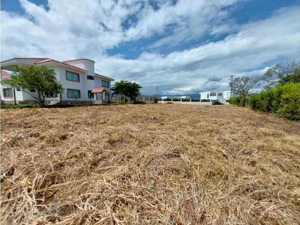 VENTA ESPECTACULAR LOTE EN EL MEJOR CONDOMINIO DE CHINAUTA C/MARCA - 1