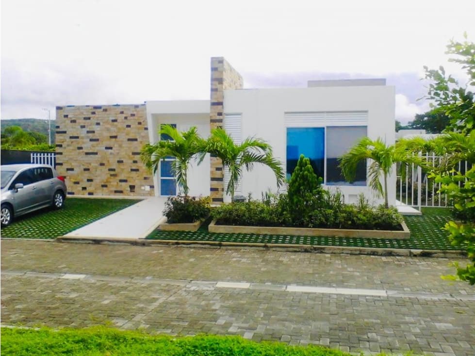 VENTA  HERMOSA CASA  A PUERTA CERRADA EN NILO CUNDINAMARCA - 1