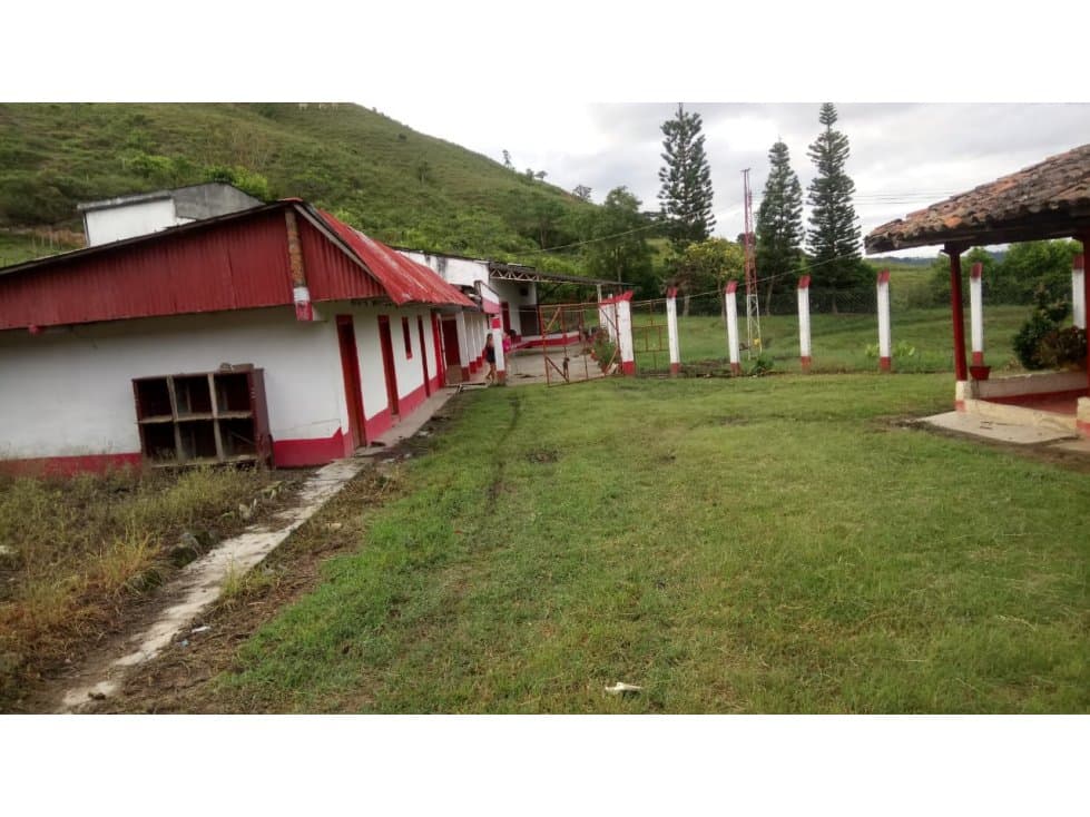 Se vende Finca en Toro Valle - 1