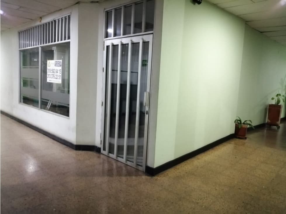 Local en Arriendo  Centro Comercial el Parque-Barrancabermeja - 1