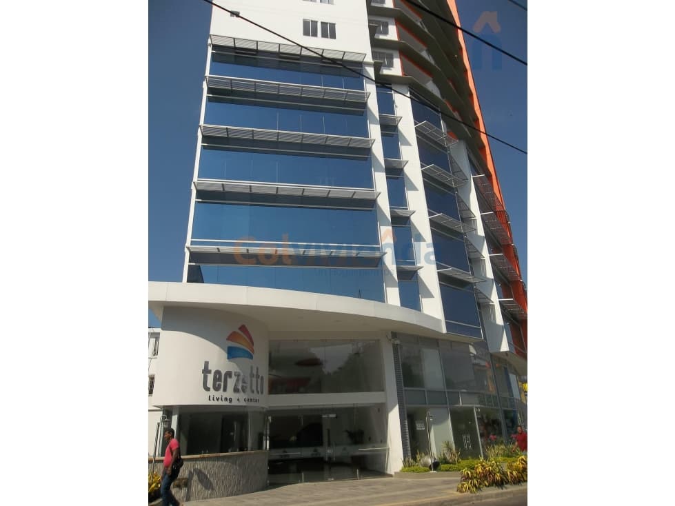 158 Oficina en Arriendo en el Edificio Terzetto, Barrancabermeja - 1
