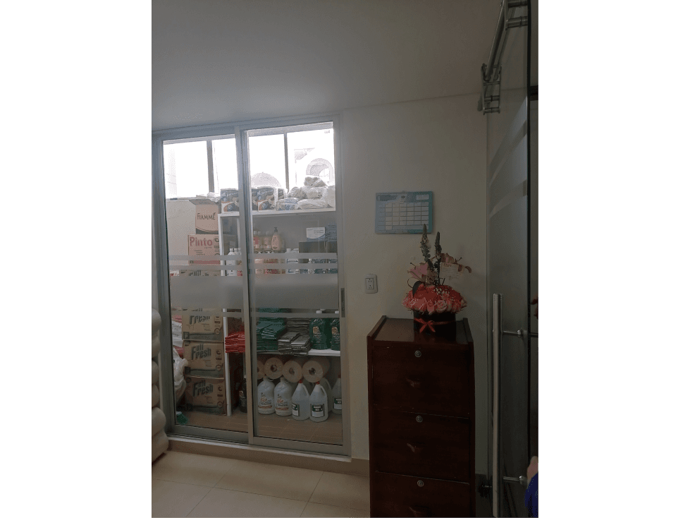 VENTA DE LOCAL EDIFICIO TORRE EMPRESARIAL - 1