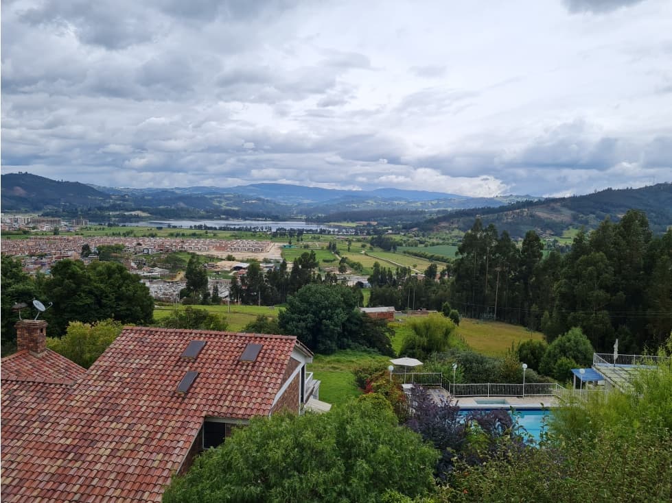 VENDO LOTES  EN PAIPA URBANO - 1