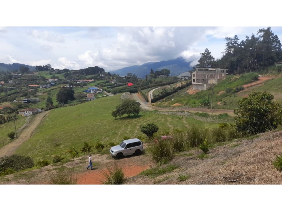 VENTA DE LOTE - RESTREPO VALLE - 1