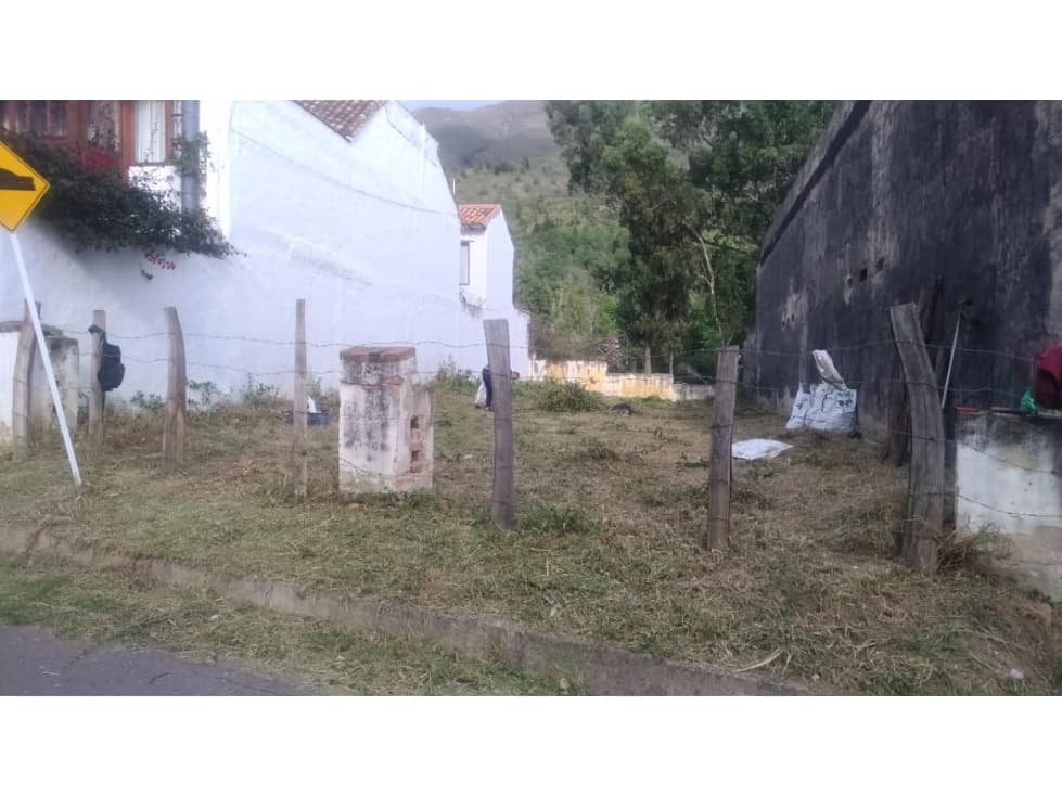 LOTE EN VILLA DE LEYVA  A TAN SOLO 4 CUADRAS DEL PARQUE PPAL - 1