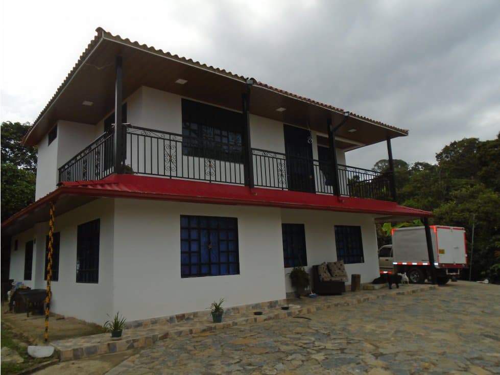 Se vende finca San Vicente Bajo- Barbosa, Santander - 1