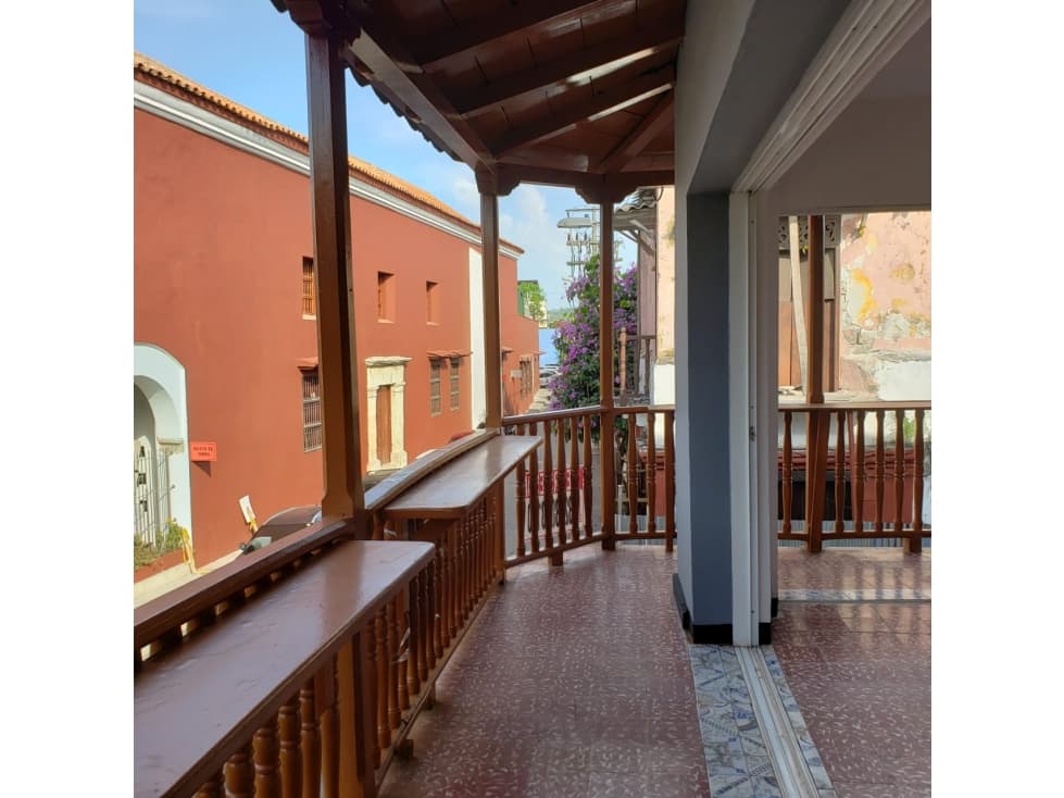 Arriendo local en el centro de 90M2 - 1