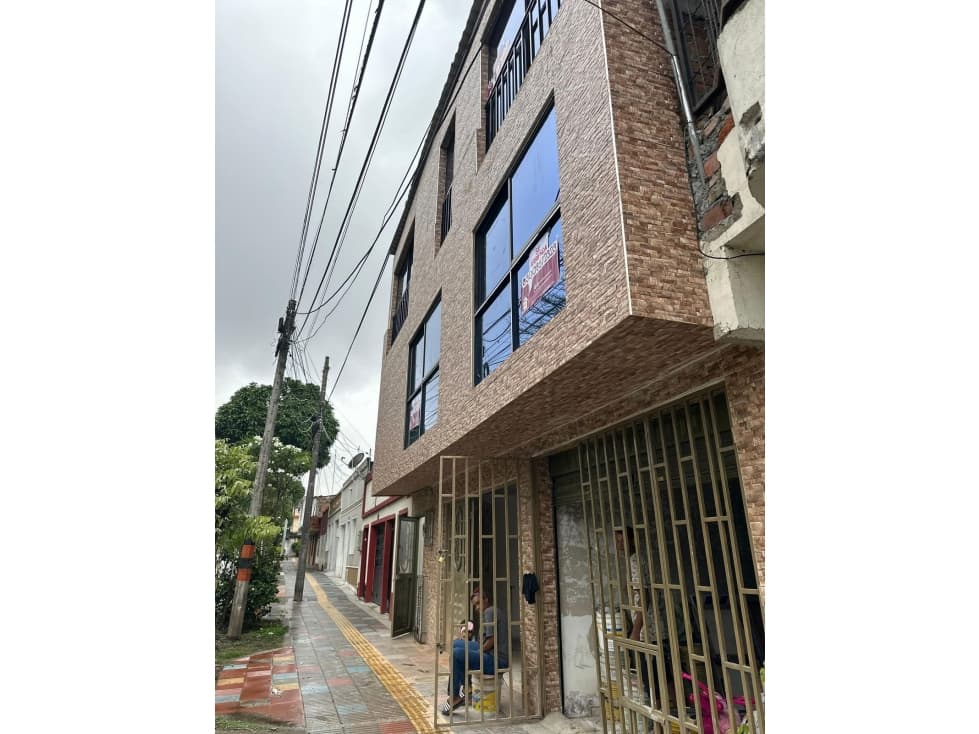 ARRIENDO LOCAL SECTOR CLARET IBAGUE - 1