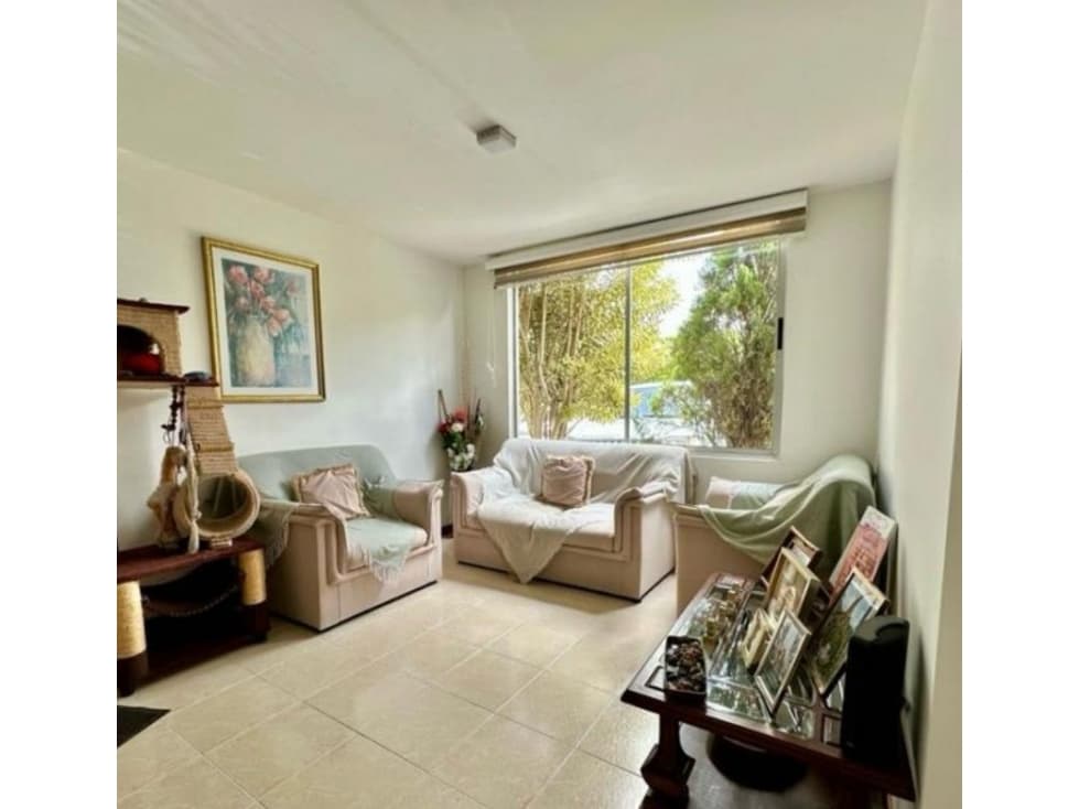 VENTA DE CASA DE TRES NIVELES EN ITAGÜÍ SECTOR SURAMÉRICA - 1