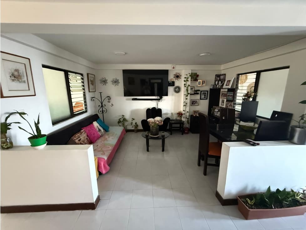 SE VENDE CASA CON VIVIENDAS INDEPENDINTES EN ANSERMA CALDAS - 1