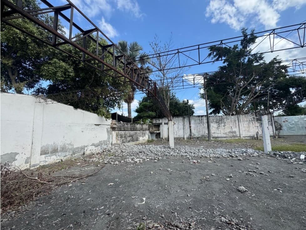 TERRENO EN ZONA INDUSTRIAL DE MONTERIA EN ARRIENDO - 1